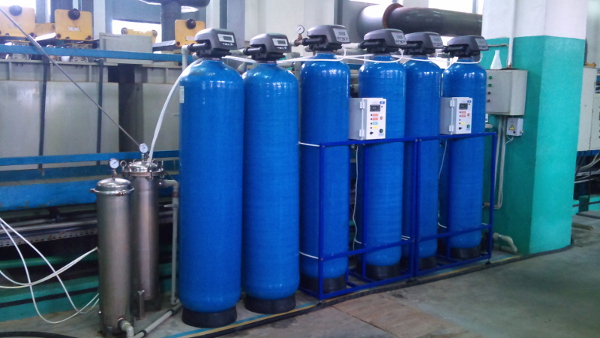 demineralizacja-urzadzenia Jak ograniczyć zużycie wody w procesach produkcyjnych? Oczyszczanie ścieków galwanicznych