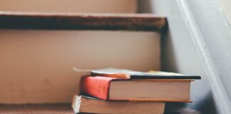 Ile trwają studia na politologii?