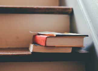Ile trwają studia na politologii?