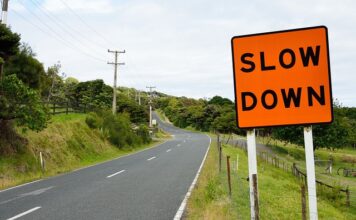 Czy można zwolnić pracownika za to że szuka pracy?